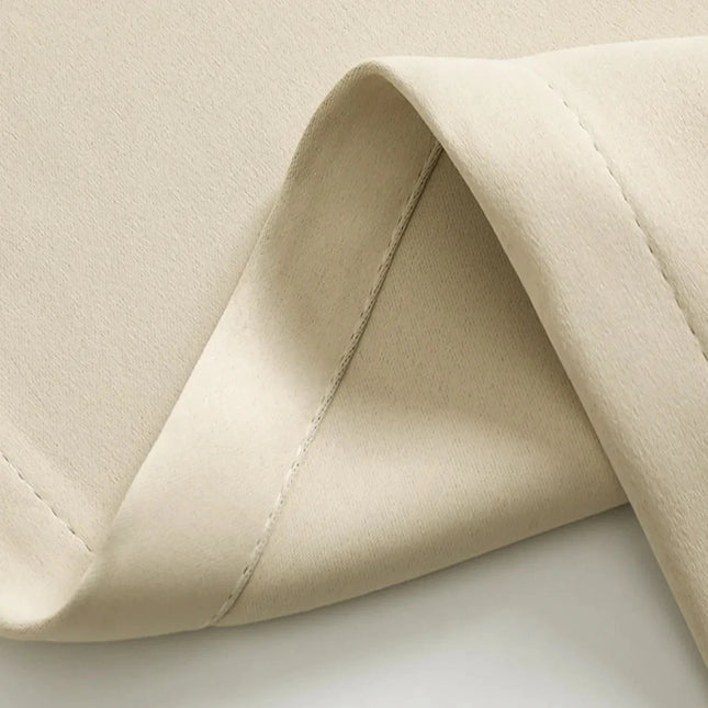 Kant-en-klaar beige overgordijn met ringen