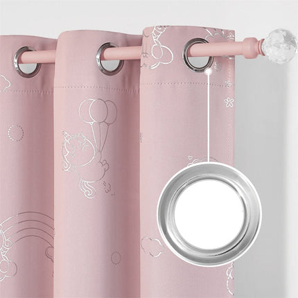 Roze kindergordijn met zilveren eenhoorns