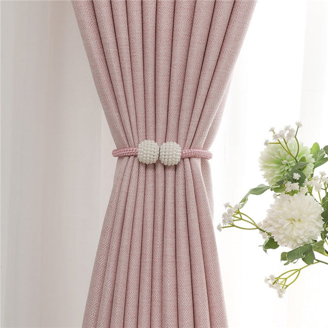 Decoratief roze gordijn met geweven patroon