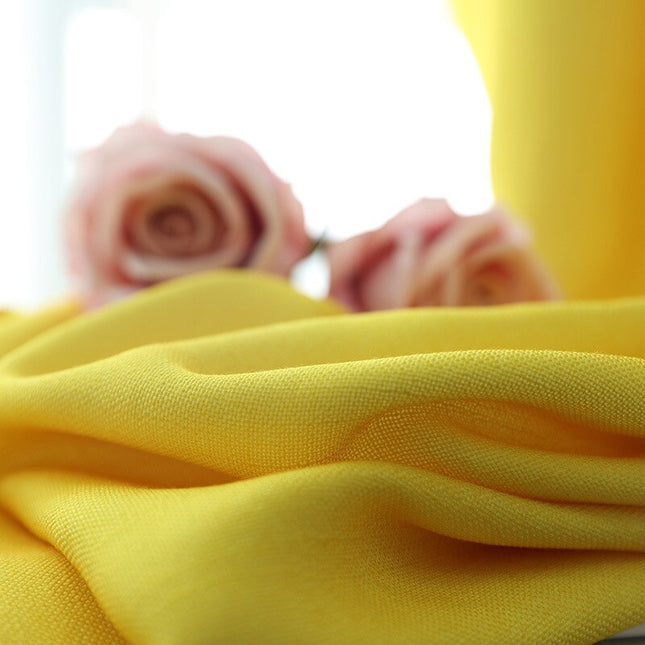 Modern gordijn met grijs geel kleurblok