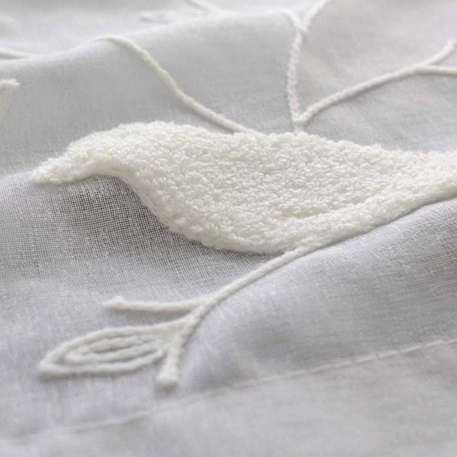 Landelijke vitrage met vogels op takken