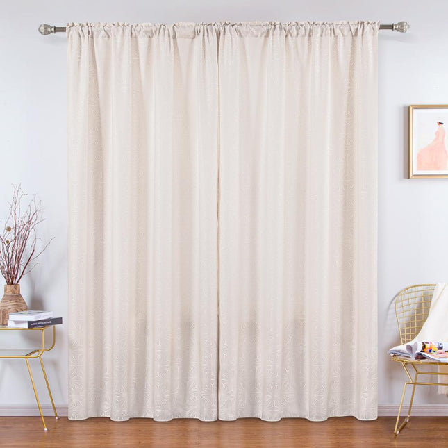 Beige gordijn met subtiel geometrisch patroon