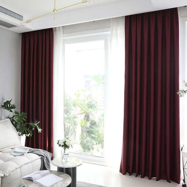 Verduisterend gordijn in bordeaux kleur