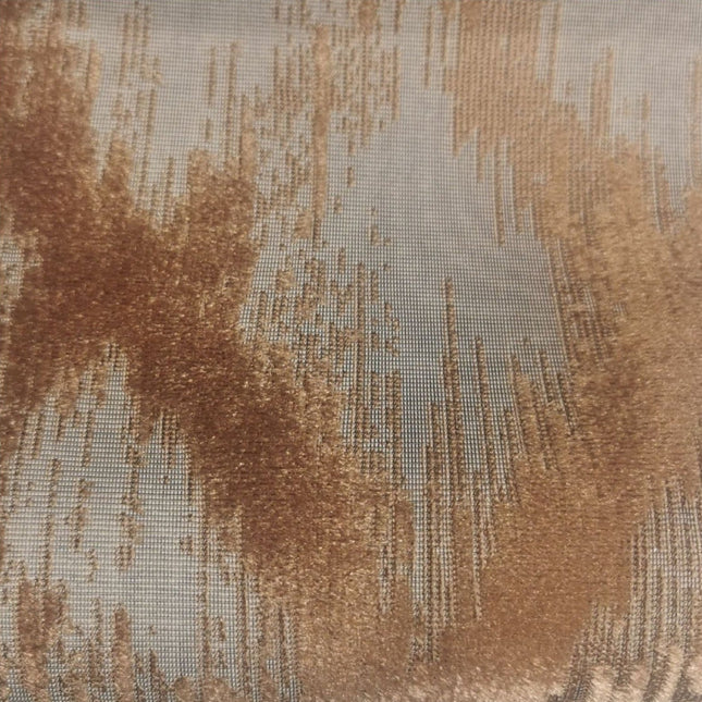 Sienna verduisterend gordijn Rila met patroon.