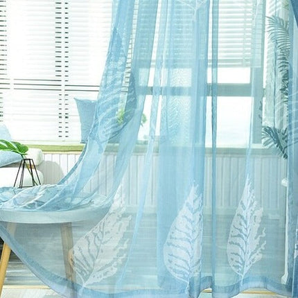 Blauwe vitrage met wit varenmotief