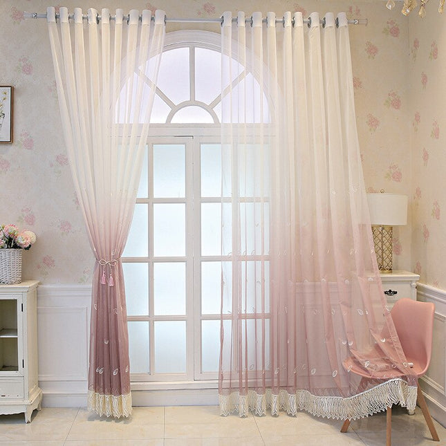 Lichtdoorlatend gordijn met franjes onderaan