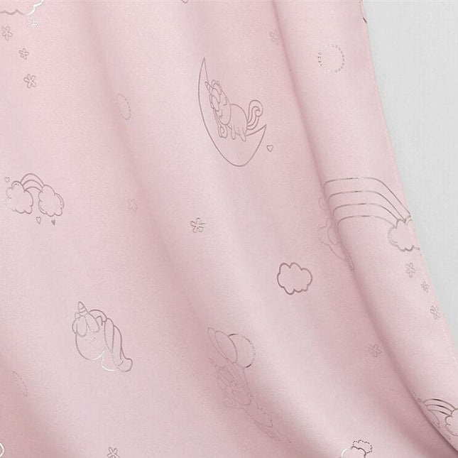 Roze kindergordijn met zilveren eenhoorns