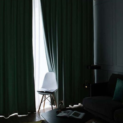 Bruin verduisterend gordijn Lagan met linnenlook.