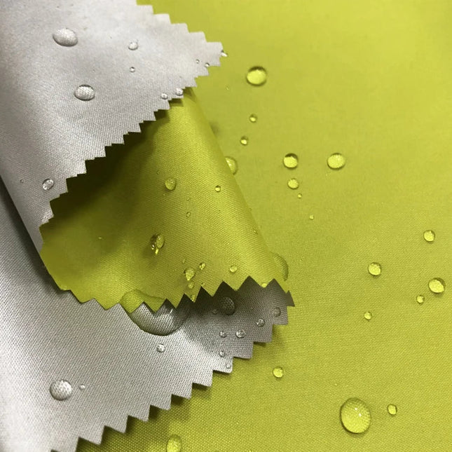 Gekleurde verduisterende stof per meter