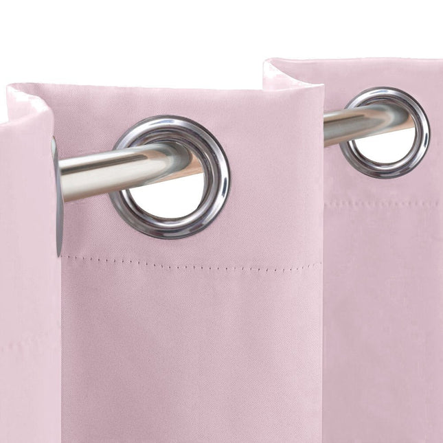 Modern effen verduisterend gordijn met ringen