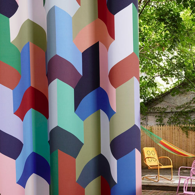 Kleurrijk buitengordijn met geometrisch patroon