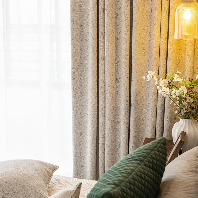 Crèmewit verduisterend gordijn met structuur