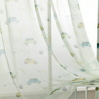 Groene kindervitrage met auto print