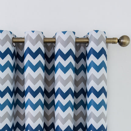 Blauw verduisterend gordijn Penedo met zigzagpatroon.