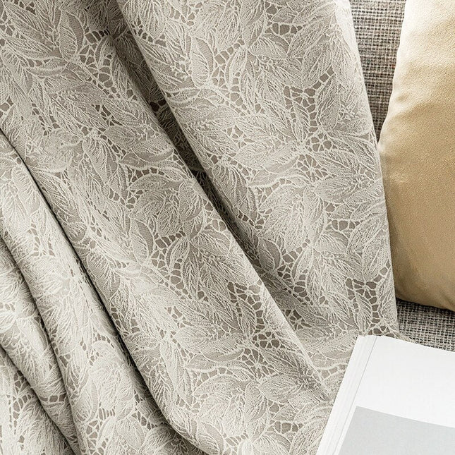 Crèmewit verduisterend gordijn met structuur