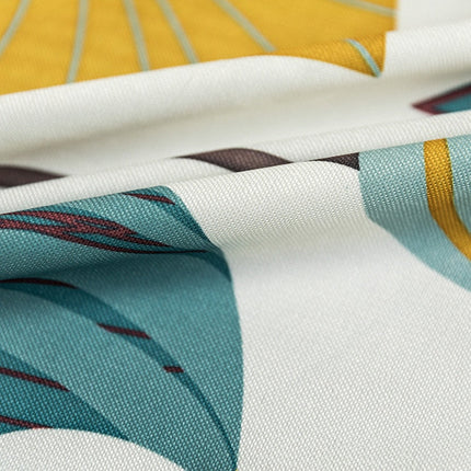 Lichtdoorlatend gordijn met Scandinavisch bladmotief.