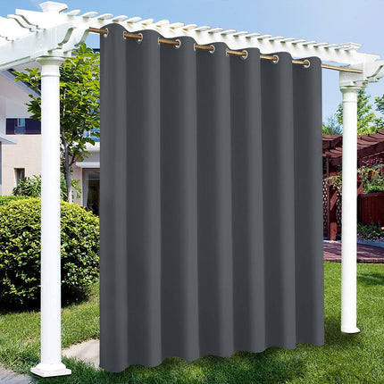 Zonwerend buitengordijn met ringen terras
