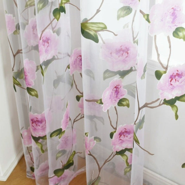 Vitrage met roze bloemen en bladeren