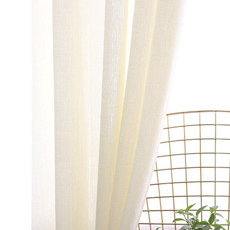 Witte vitrage met fijne structuur