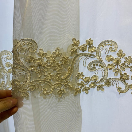 Vitrage met luxe gouden borduursel