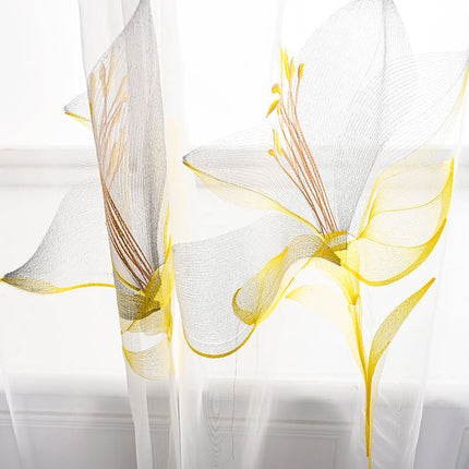 Elegante vitrage met geborduurde bloemen