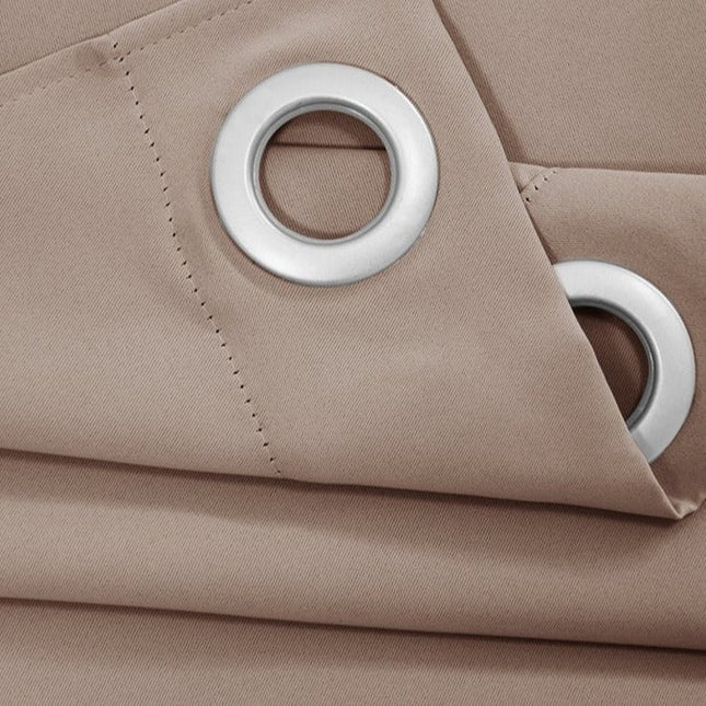 Zonwerend buitengordijn met ringen voor pergola