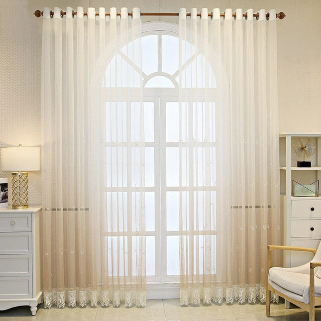Lichtdoorlatend gordijn met franjes onderaan
