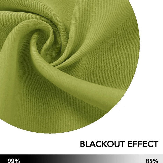 Thermisch isolerend en verduisterend gordijn.