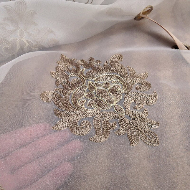 Vitrage ophaalgordijn met barok borduursel