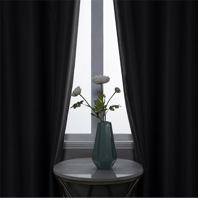 Wit verduisterend gordijn met ringen