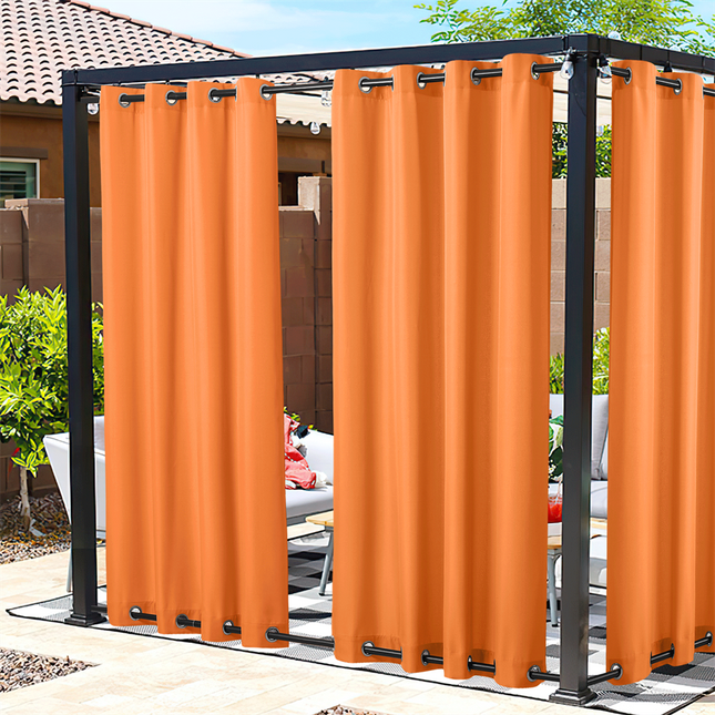 Zonwerend buitengordijn voor terras en tuin