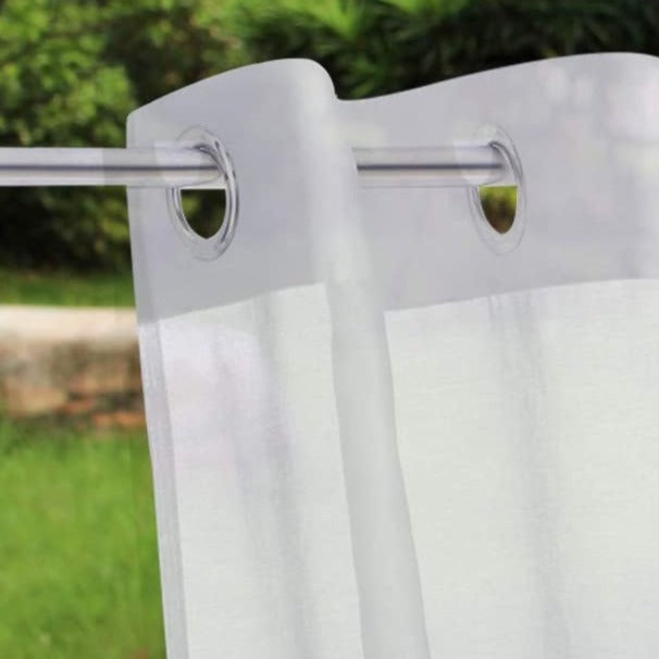 Witte outdoor vitrage voor pergola