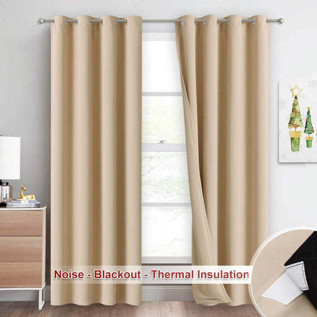 Thermisch isolerend en verduisterend gordijn.