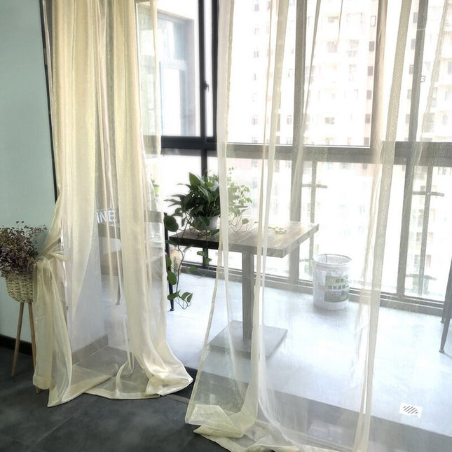 Luxe glinsterende vitrage voor woonkamer
