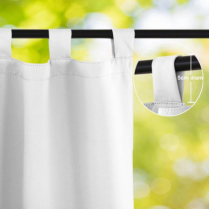 Beige buitengordijn met tunnel voor roede