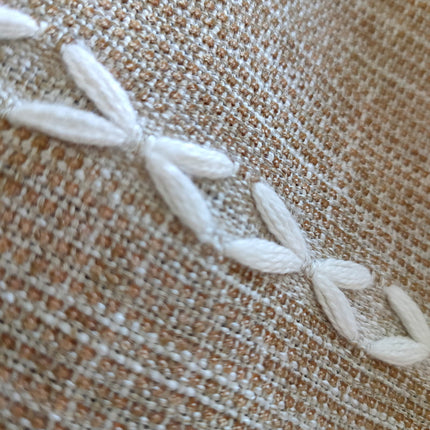 Tweekleurig gordijn met ingeweven vitrage