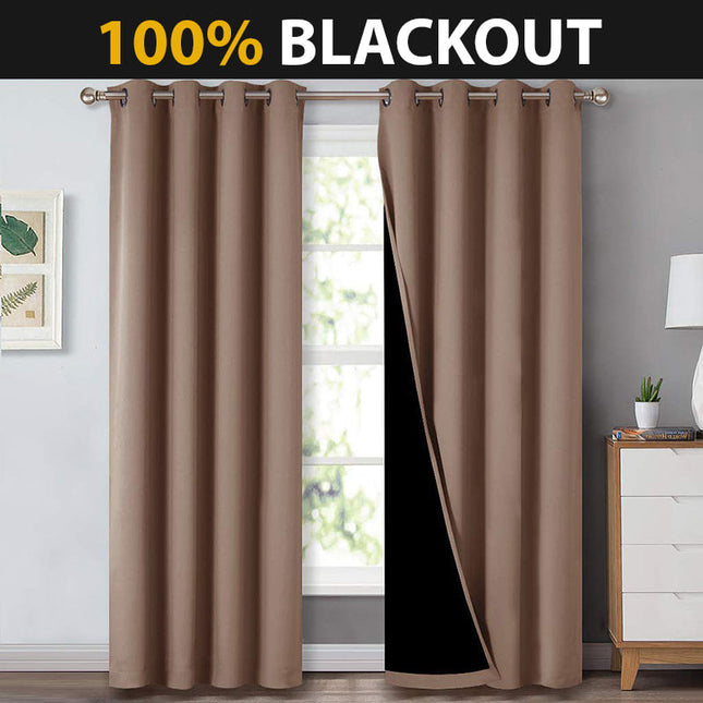 Donkerbeige akoestisch en thermisch gordijn