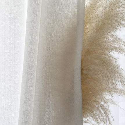 Moderne effen witte vitrage woonkamer