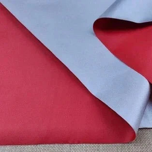 Blauwe verduisterende stof voor gordijnen