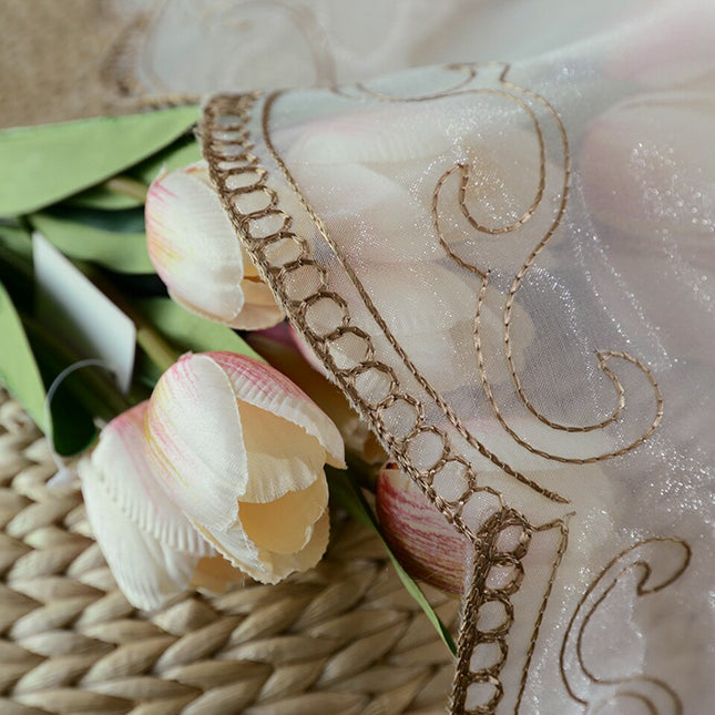 Vitrage ophaalgordijn met barok borduursel