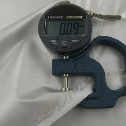 Blauwe verduisterende stof voor gordijnen