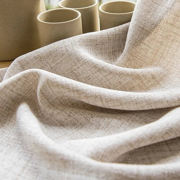 Semi-transparant beige gordijn met border