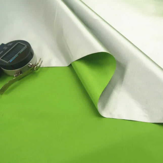 Blauwe verduisterende stof voor gordijnen