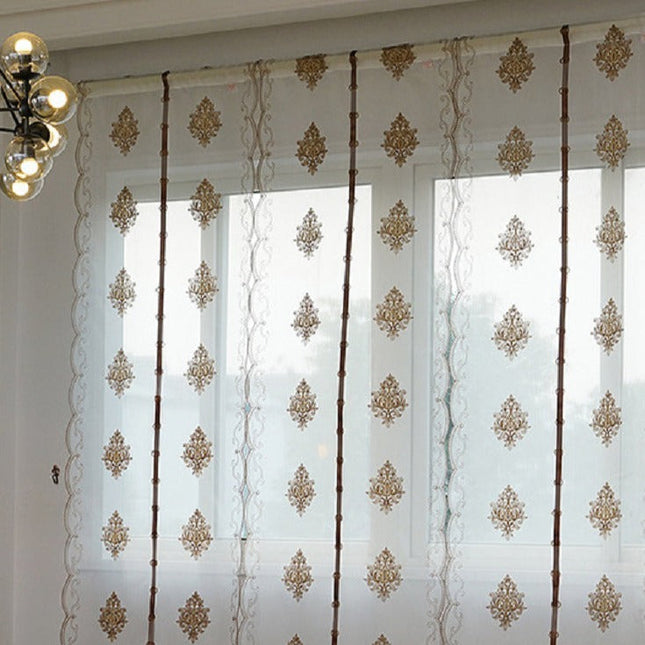 Vitrage ophaalgordijn met barok borduursel