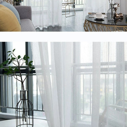 Lichtdoorlatend gordijn met subtiele glitter