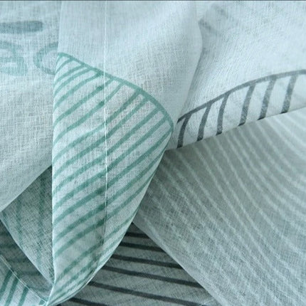 Moderne vitrage met groot bladmotief