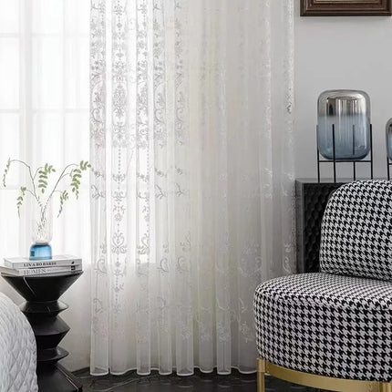 Klassieke vitrage met beige damastpatroon