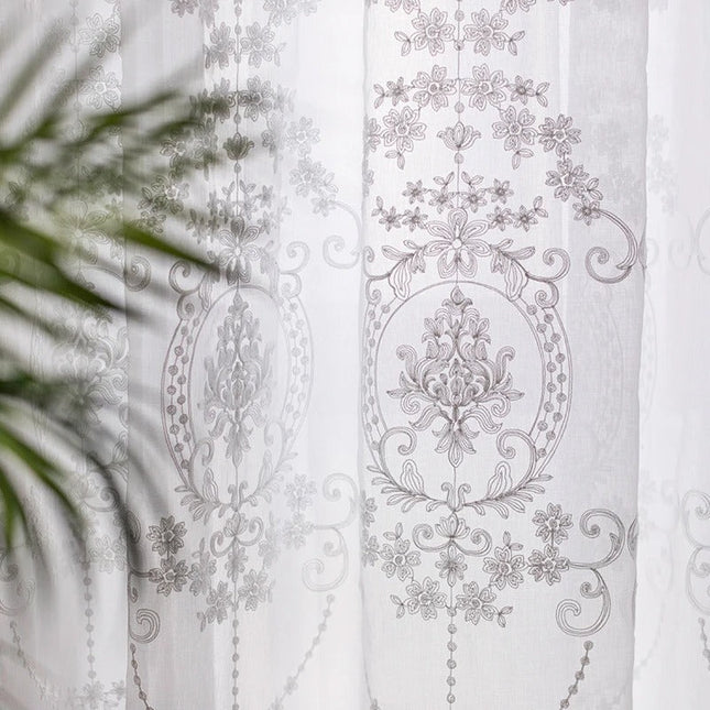 Klassieke vitrage met beige damastpatroon