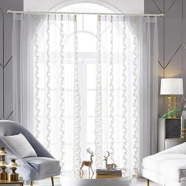 Luxe vitrage met parels en borduurwerk