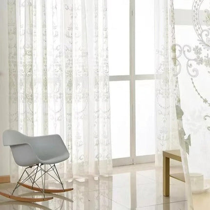 Klassieke vitrage met beige damastpatroon